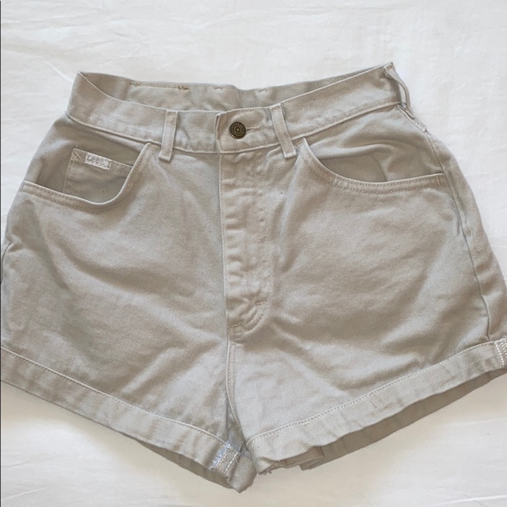 Lee’s Beige High Waisted Shorts